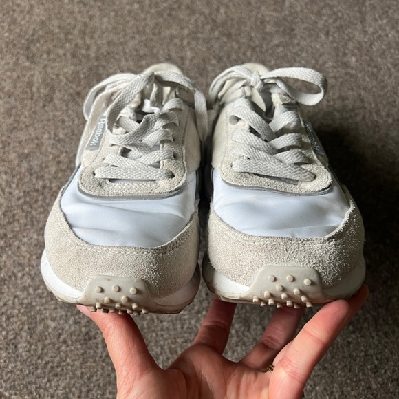 Reebok Galaxy 10 White & Beige Running Lace Up Sneaker Womens Size 7 WORN ONCE - Picture 4 of 9